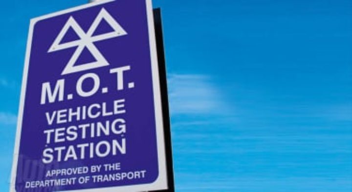 Is your MOT expiry date due on or after 30th March 2020? How to get a 6-month extension during COVID-19?